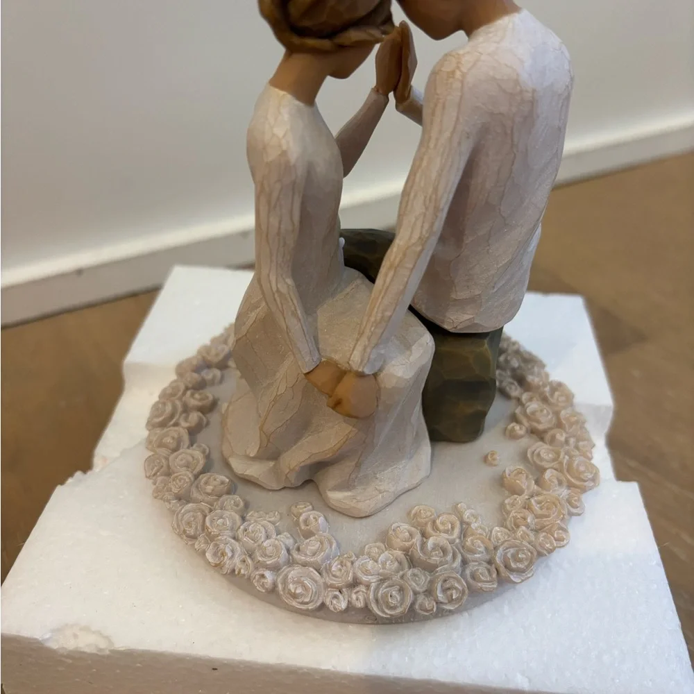 Willow Tree Around You CAKE TOPPER By Susan Lordi Hand-Painted #27342 Demdaco 5”